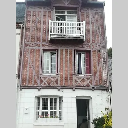 La Maison De Caroline בית נופש